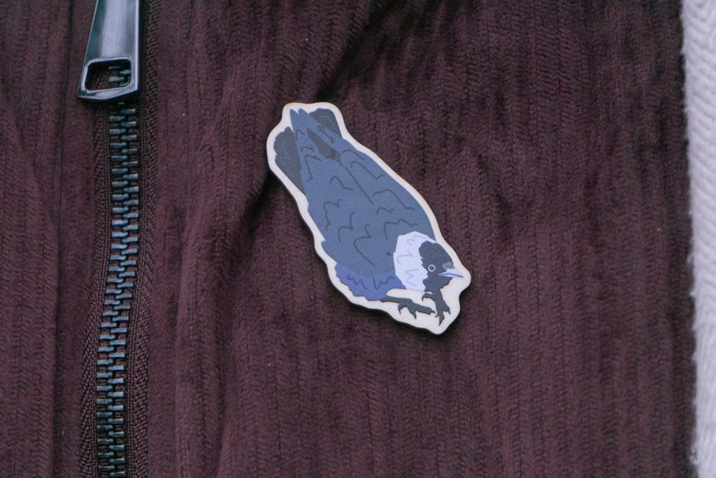 Jackdaw Wooded Pin